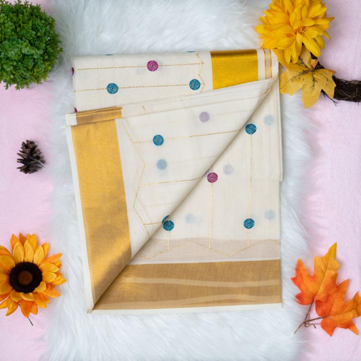 Traditional kerala handloom saree - polka dots